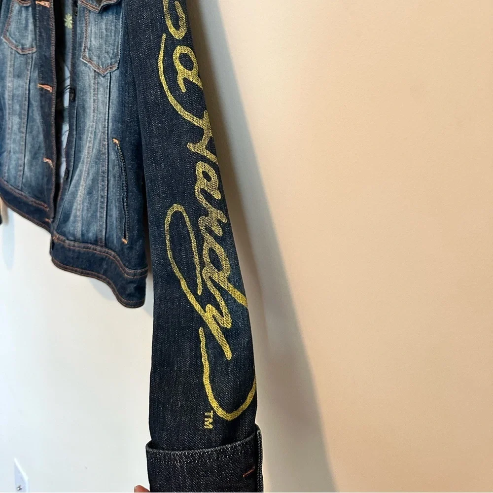 ED HARDY RHINESTONE TATTOO DENIM TRUCKER JACKET | Size Medium | EUC - Picture 3 of 9